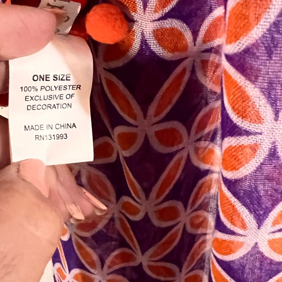 Scarf. EC. Orange and purple printed sheer scarf - Picture 6 of 6